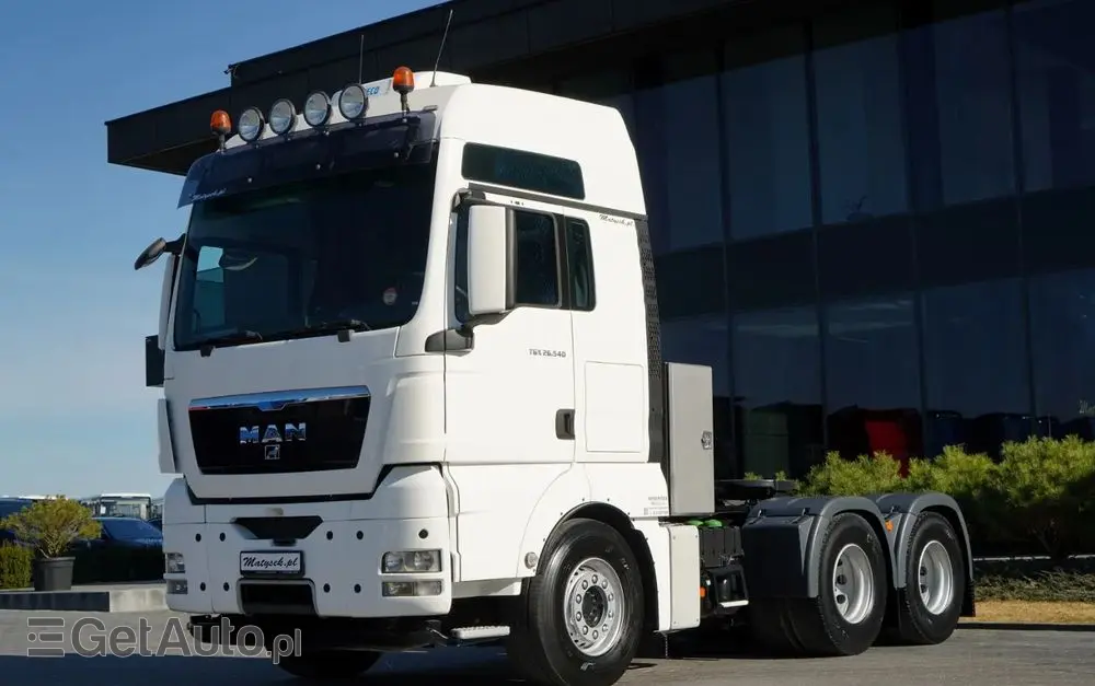 MAN TGX 33.540 / 6x4 / RETARDER / DMC: 100 TON / XXL / KLIMATYZACJA POSTOJOWA /  3 osiowy ciągnik siodłowy /  MANUAL / EURO 5 