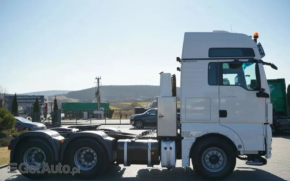 MAN TGX 33.540 / 6x4 / RETARDER / DMC: 100 TON / XXL / KLIMATYZACJA POSTOJOWA /  3 osiowy ciągnik siodłowy /  MANUAL / EURO 5 