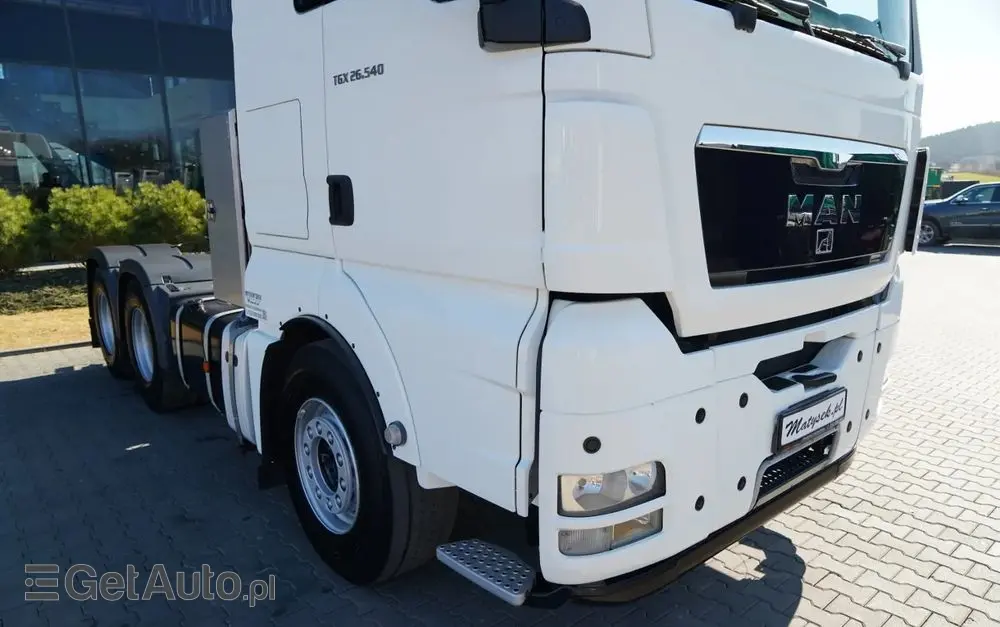 MAN TGX 33.540 / 6x4 / RETARDER / DMC: 100 TON / XXL / KLIMATYZACJA POSTOJOWA /  3 osiowy ciągnik siodłowy /  MANUAL / EURO 5 