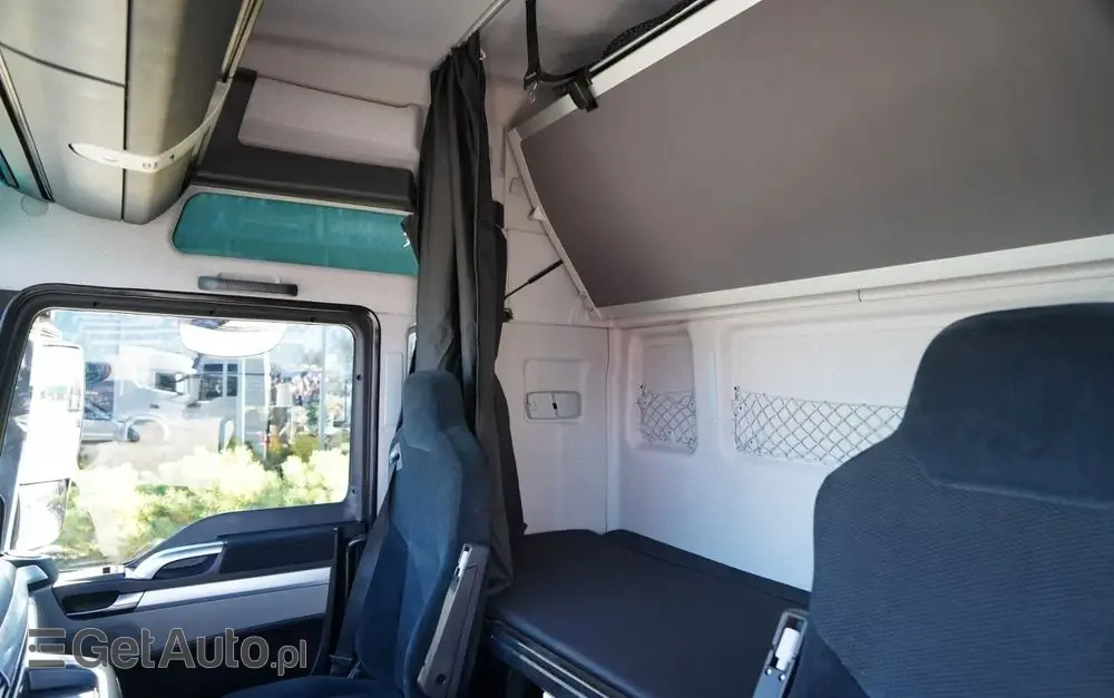 MAN TGX 33.540 / 6x4 / RETARDER / DMC: 100 TON / XXL / KLIMATYZACJA POSTOJOWA /  3 osiowy ciągnik siodłowy /  MANUAL / EURO 5 