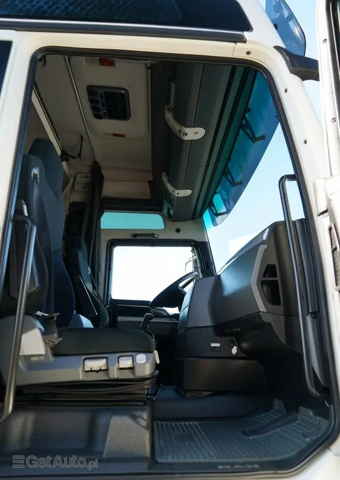 MAN TGX 33.540 / 6x4 / RETARDER / DMC: 100 TON / XXL / KLIMATYZACJA POSTOJOWA /  3 osiowy ciągnik siodłowy /  MANUAL / EURO 5 