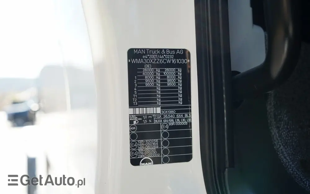 MAN TGX 33.540 / 6x4 / RETARDER / DMC: 100 TON / XXL / KLIMATYZACJA POSTOJOWA /  3 osiowy ciągnik siodłowy /  MANUAL / EURO 5 