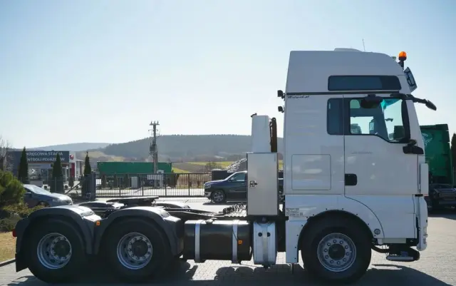 MAN TGX 33.540 / 6x4 / RETARDER / DMC: 100 TON / XXL / KLIMATYZACJA POSTOJOWA /  3 osiowy ciągnik siodłowy /  MANUAL / EURO 5 