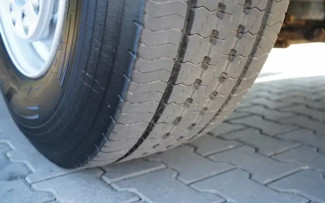 MAN TGX 33.540 / 6x4 / RETARDER / DMC: 100 TON / XXL / KLIMATYZACJA POSTOJOWA /  3 osiowy ciągnik siodłowy /  MANUAL / EURO 5 