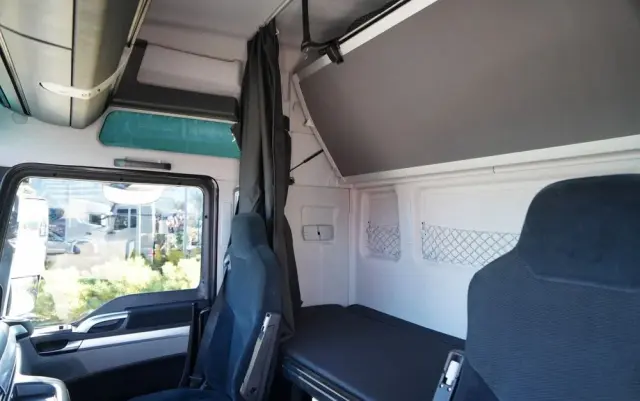 MAN TGX 33.540 / 6x4 / RETARDER / DMC: 100 TON / XXL / KLIMATYZACJA POSTOJOWA /  3 osiowy ciągnik siodłowy /  MANUAL / EURO 5 