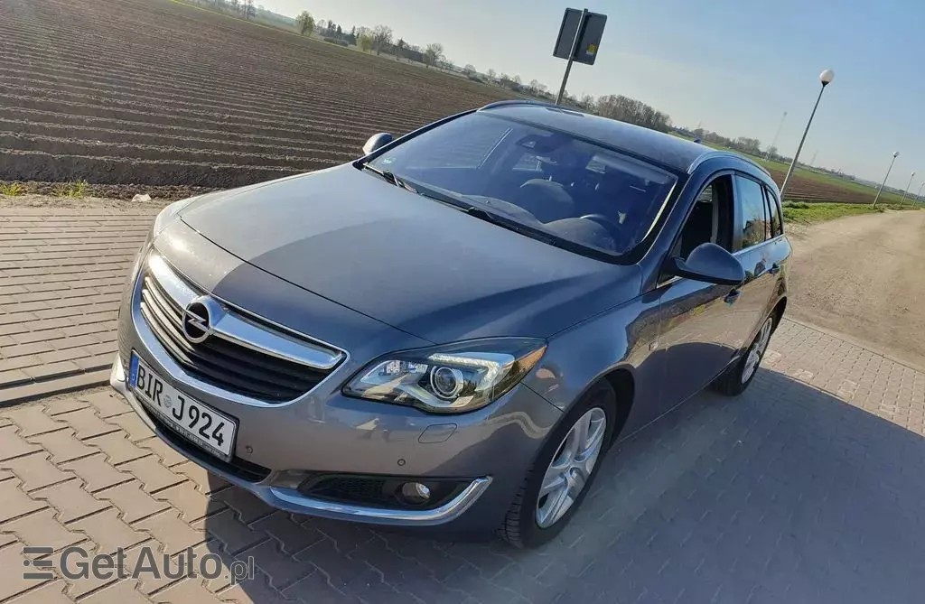 OPEL Insignia 
