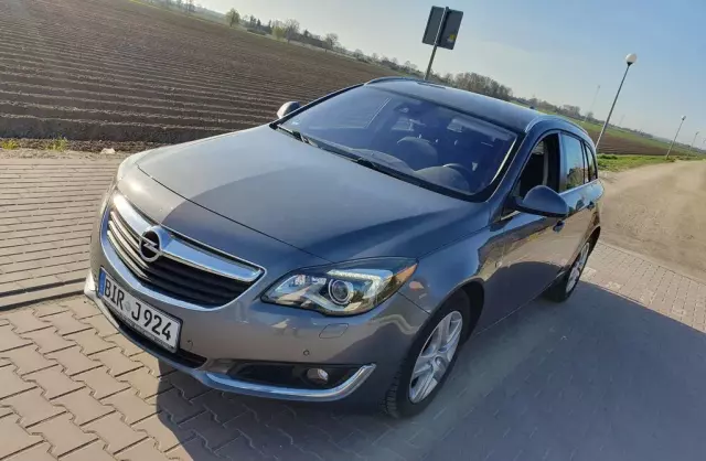 OPEL Insignia 