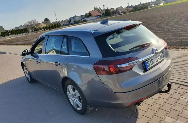 OPEL Insignia 