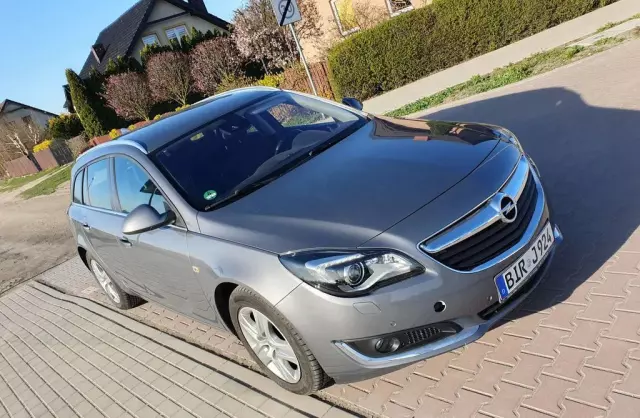 OPEL Insignia 