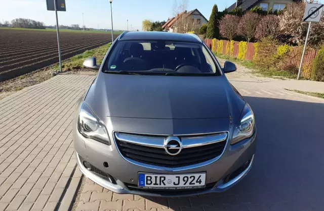 OPEL Insignia 