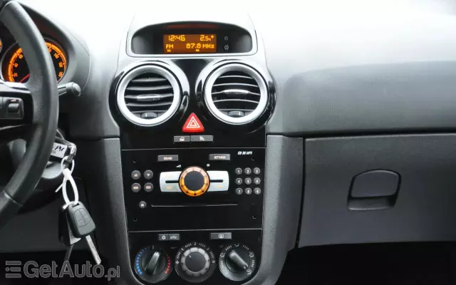 OPEL Corsa 1.4 16V Energy