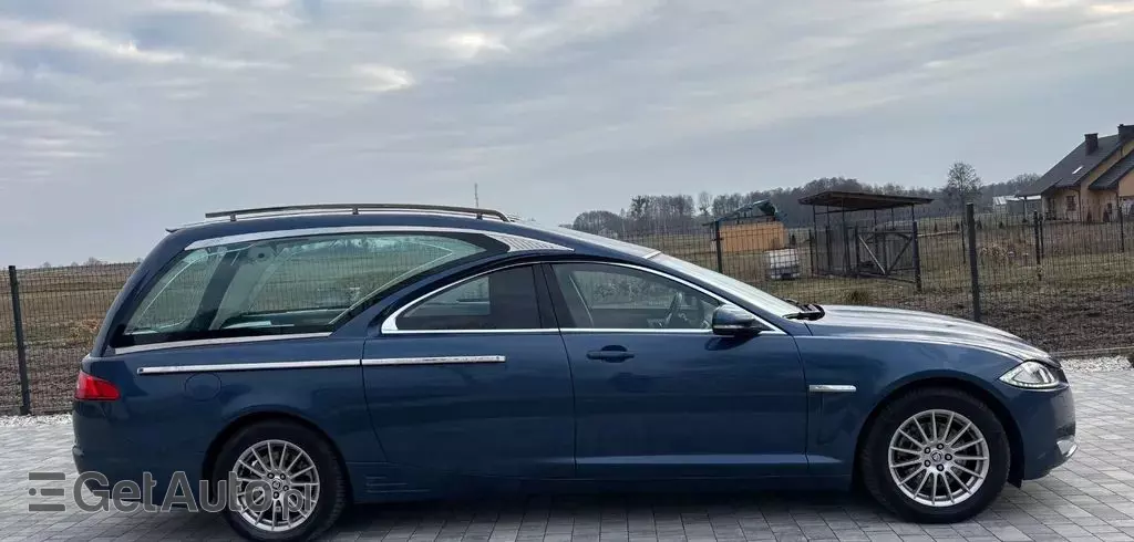 JAGUAR XF 