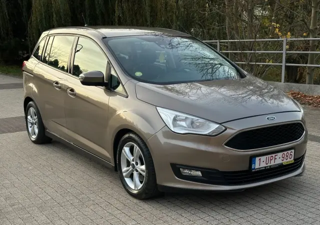 FORD Grand C-MAX 1.5 TDCi Start-Stopp-System Titanium