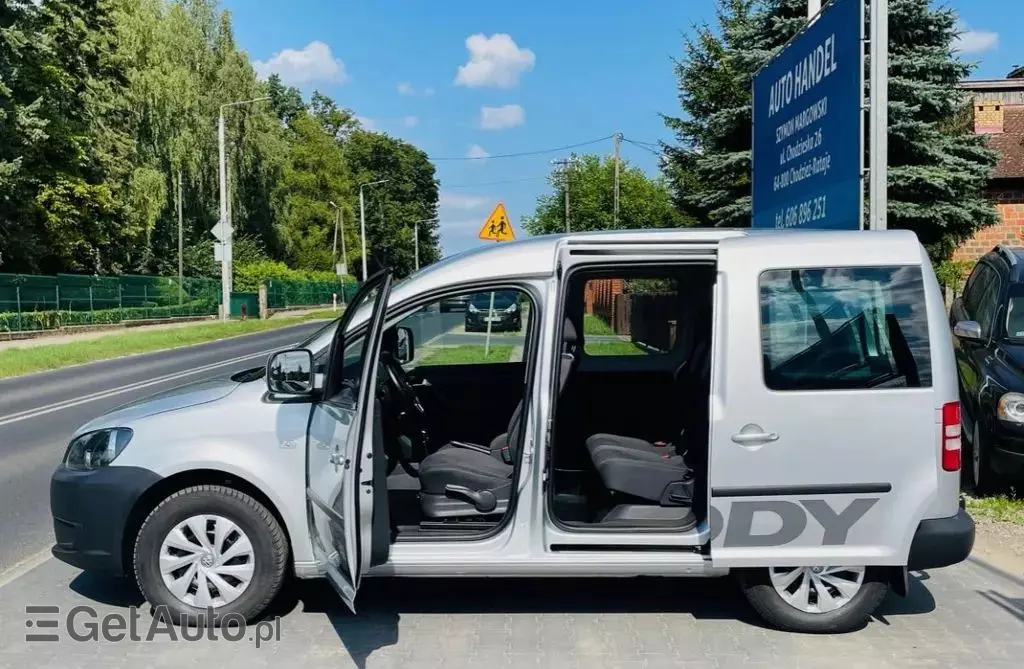VOLKSWAGEN Caddy California 
