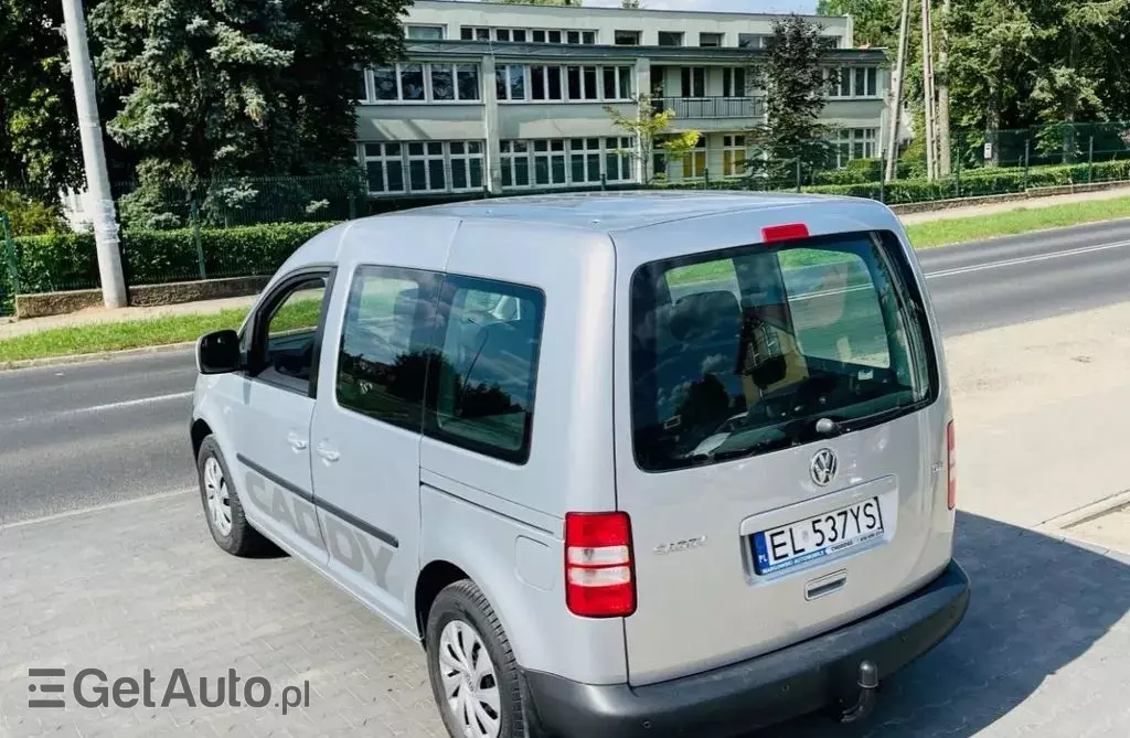 VOLKSWAGEN Caddy California 