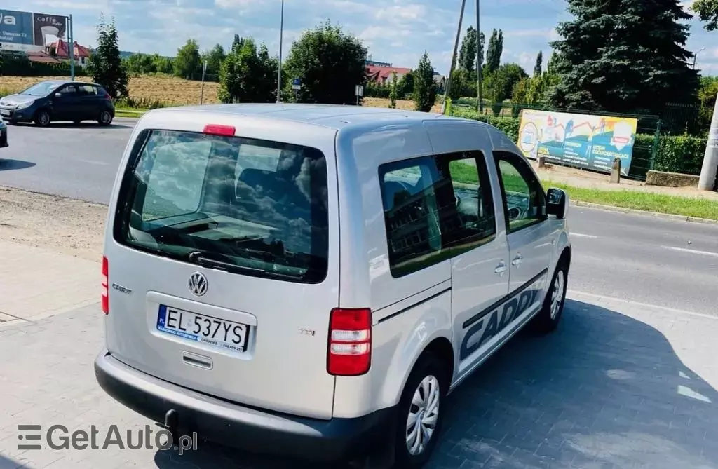 VOLKSWAGEN Caddy California 