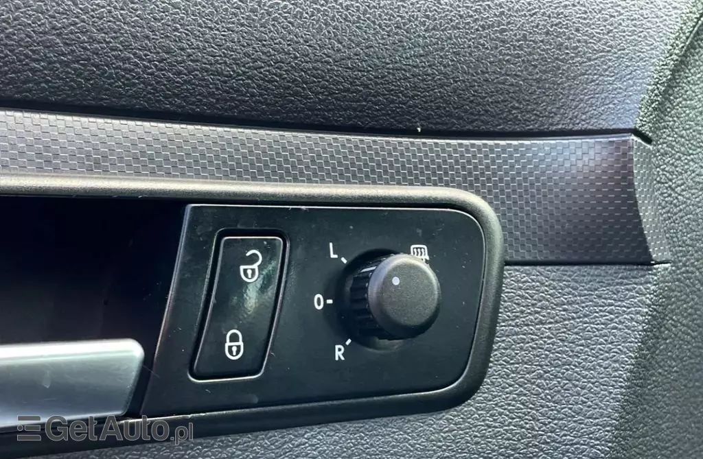 VOLKSWAGEN Caddy California 