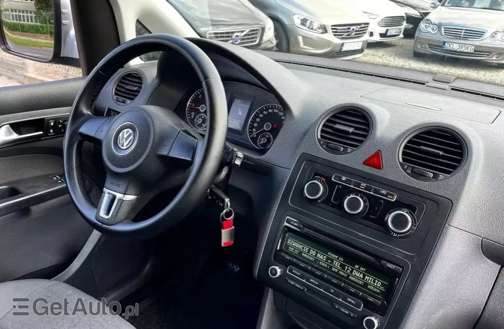 VOLKSWAGEN Caddy California 