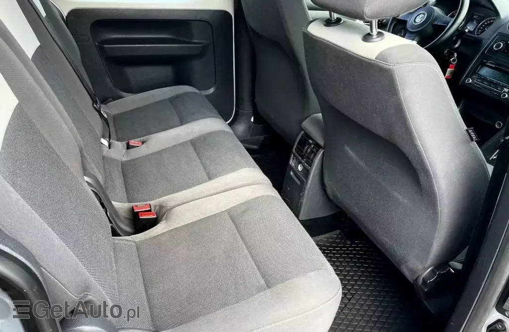 VOLKSWAGEN Caddy California 