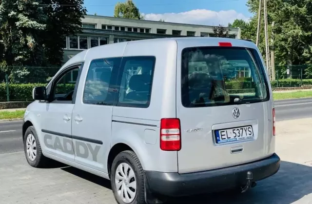 VOLKSWAGEN Caddy California 