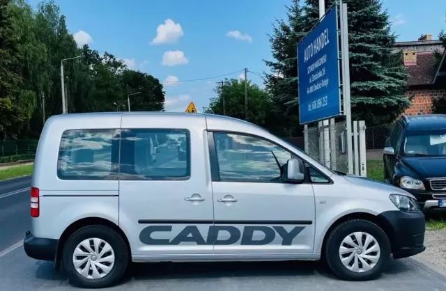 VOLKSWAGEN Caddy California 