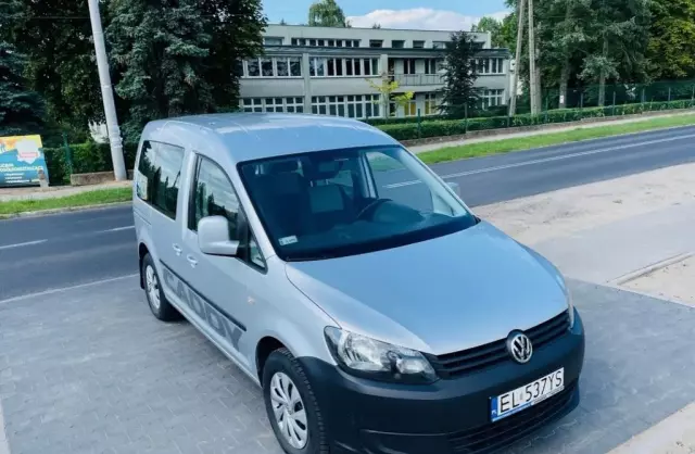 VOLKSWAGEN Caddy California 