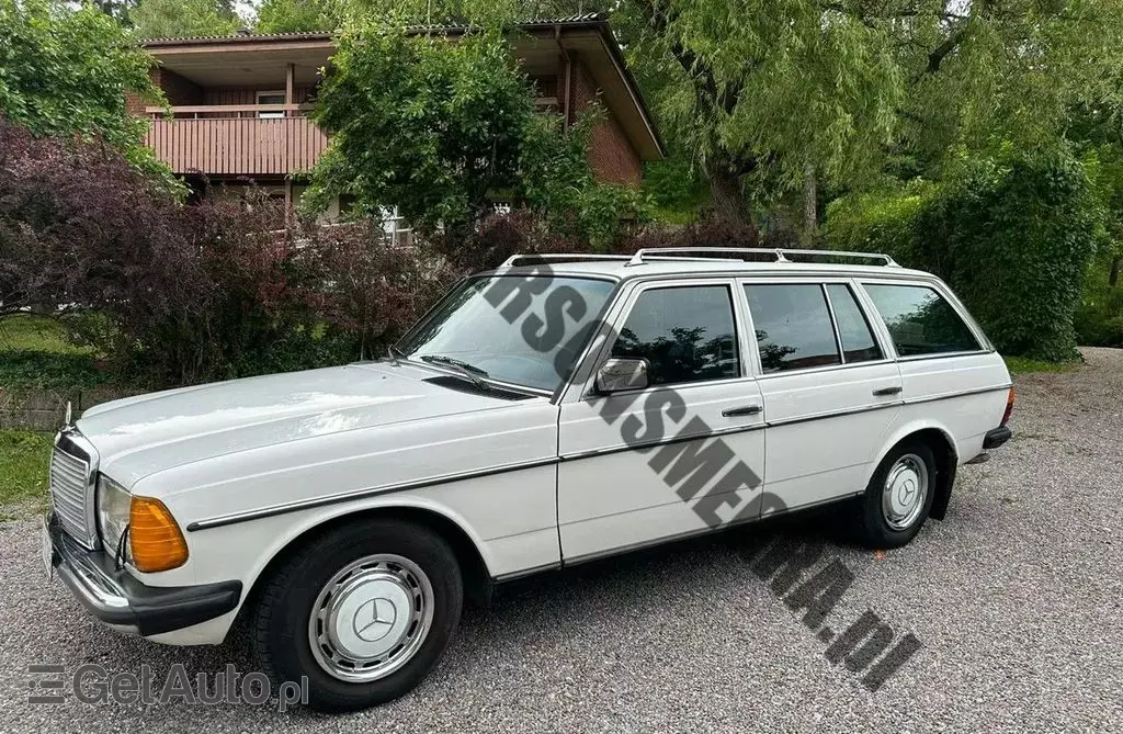 MERCEDES-BENZ W 123 
