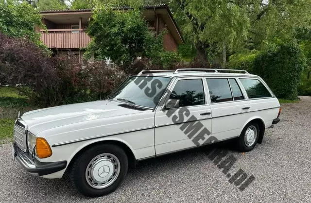 MERCEDES-BENZ W 123 