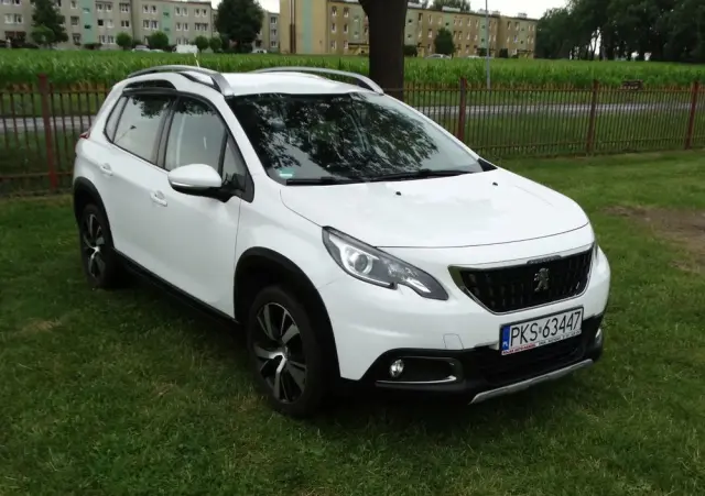 PEUGEOT 2008 