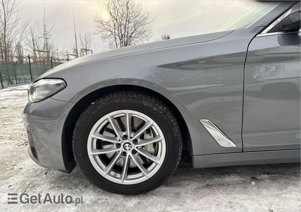 BMW Seria 5 540d xDrive mHEV sport