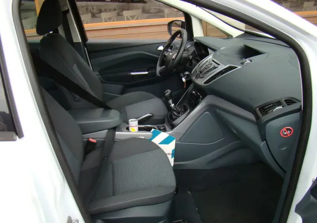 FORD Grand C-MAX 1.6 TDCi Trend