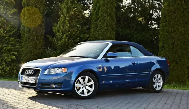 AUDI A4 