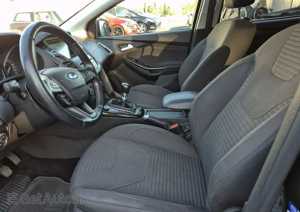 FORD Focus 1.5 EcoBoost Start-Stopp-System TITANIUM