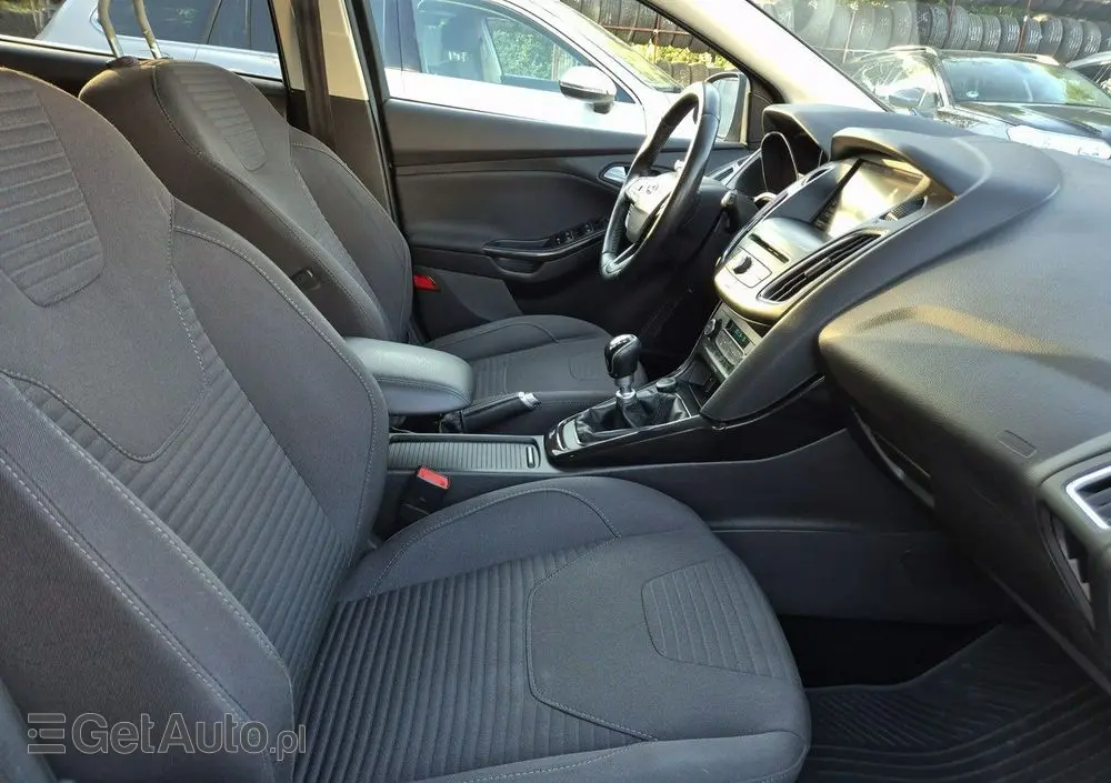 FORD Focus 1.5 EcoBoost Start-Stopp-System TITANIUM