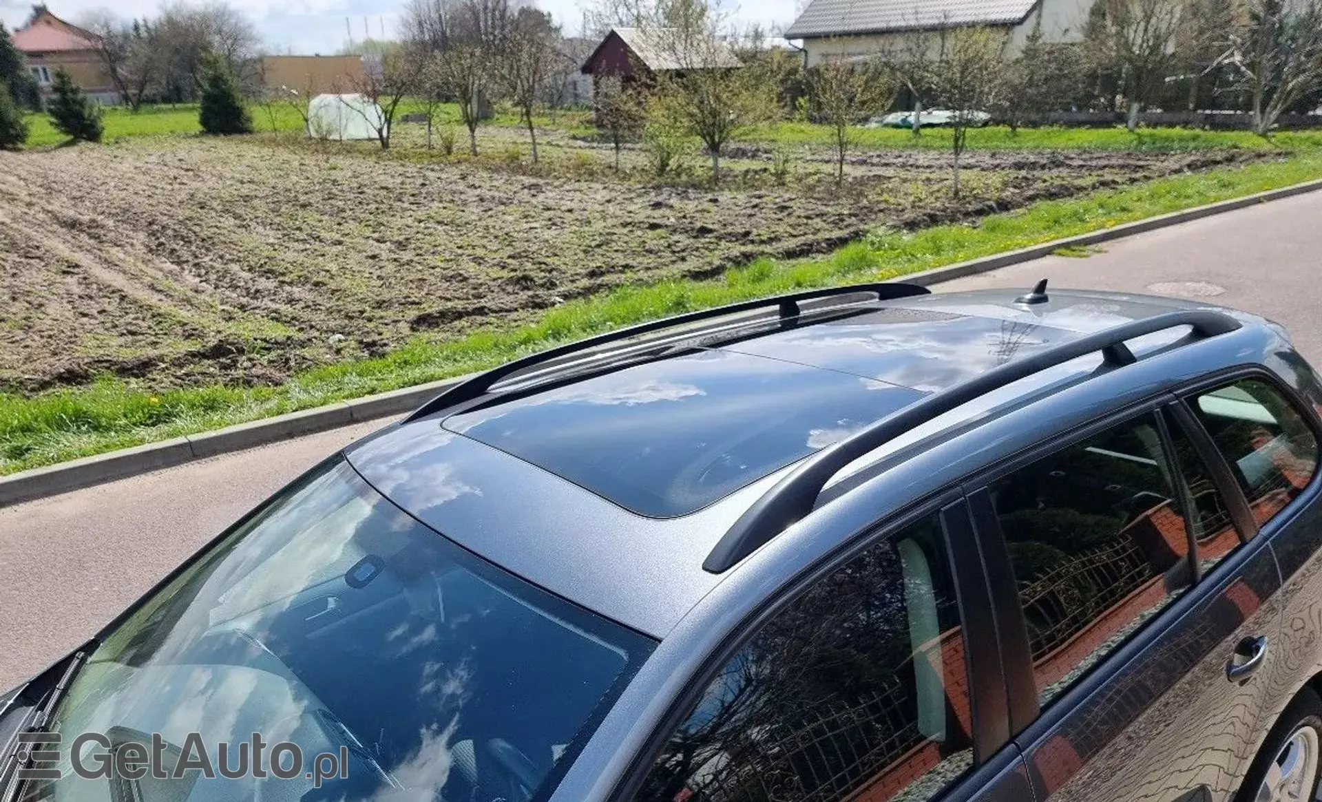 VOLKSWAGEN Golf 1.6 TDI (105 KM)