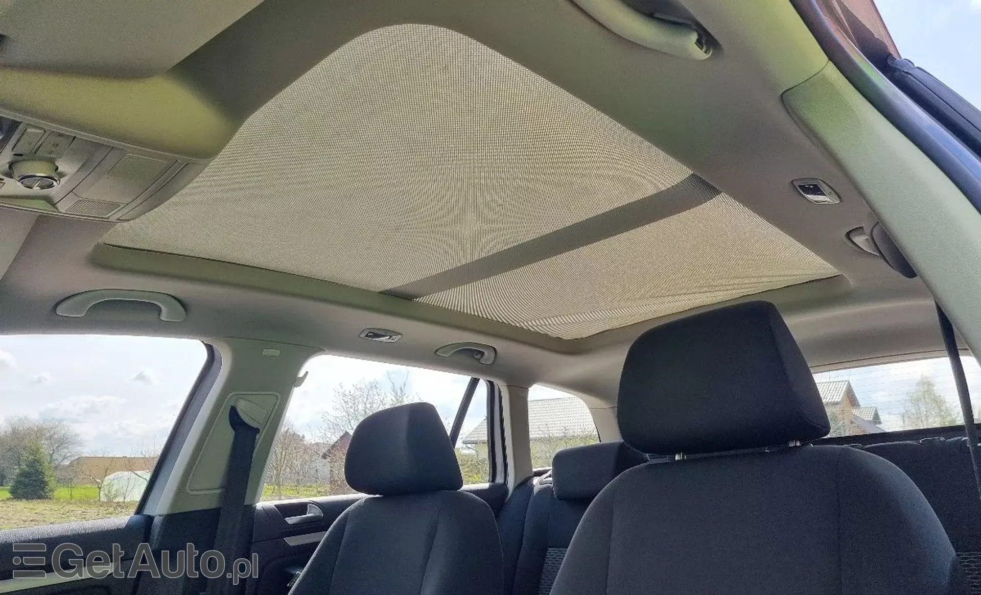 VOLKSWAGEN Golf 1.6 TDI (105 KM)