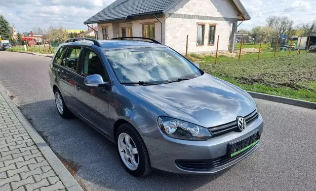 VOLKSWAGEN Golf 1.6 TDI (105 KM)