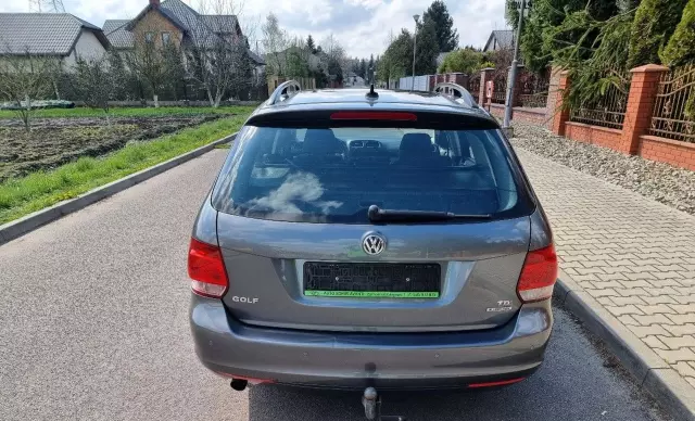 VOLKSWAGEN Golf 1.6 TDI (105 KM)