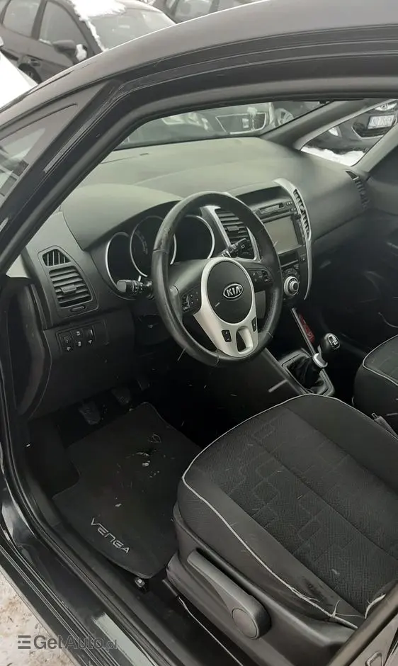 KIA Venga 1.4 CRDi 90 ISG Edition 7