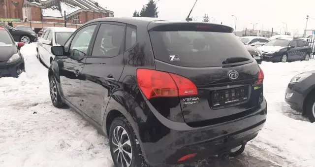 KIA Venga 1.4 CRDi 90 ISG Edition 7