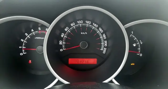 KIA Venga 1.4 CRDi 90 ISG Edition 7