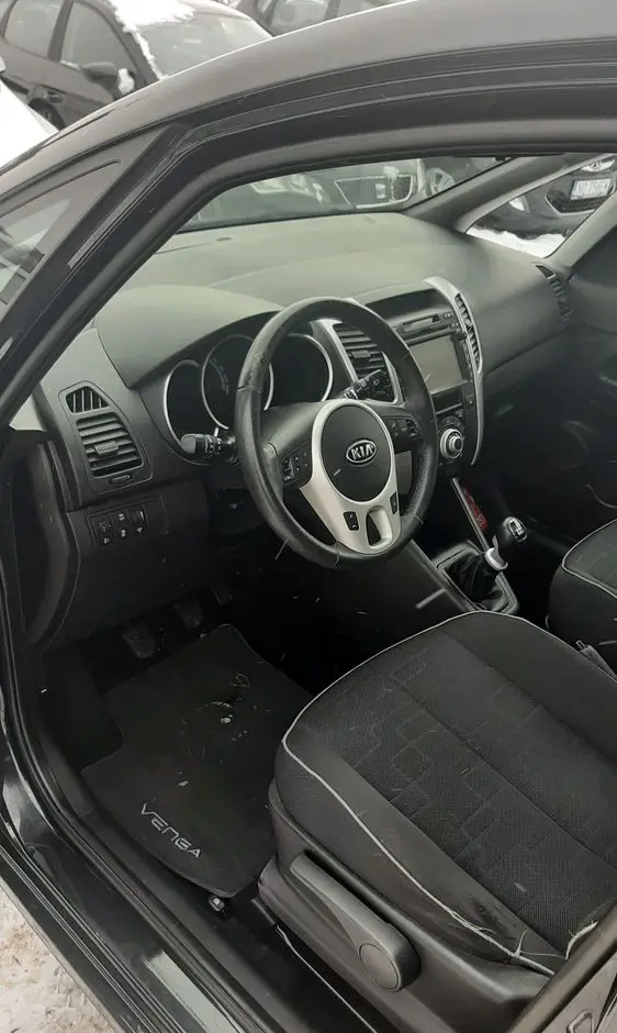 KIA Venga 1.4 CRDi 90 ISG Edition 7