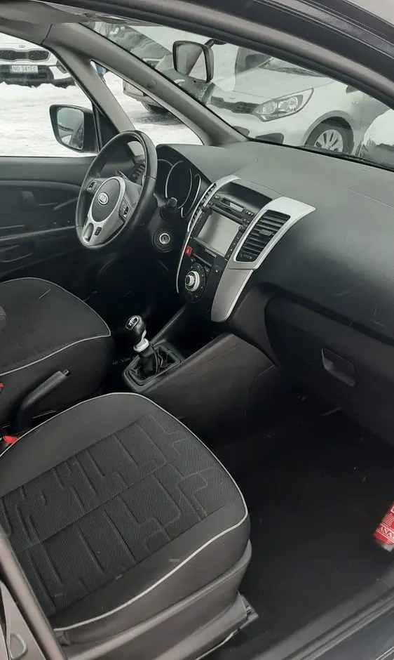 KIA Venga 1.4 CRDi 90 ISG Edition 7