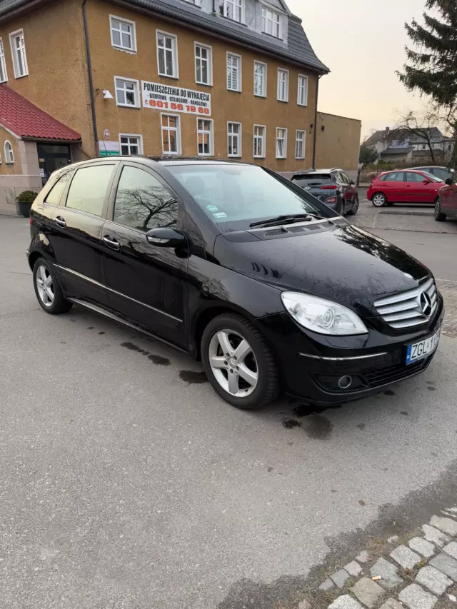 MERCEDES-BENZ Klasa B 