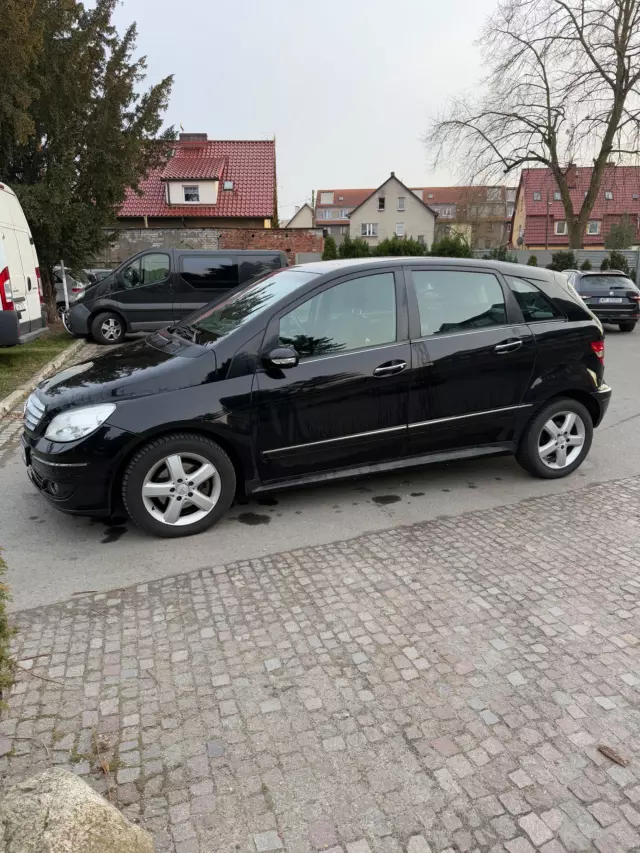 MERCEDES-BENZ Klasa B 