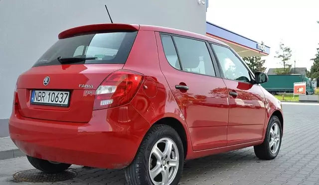 SKODA Fabia 