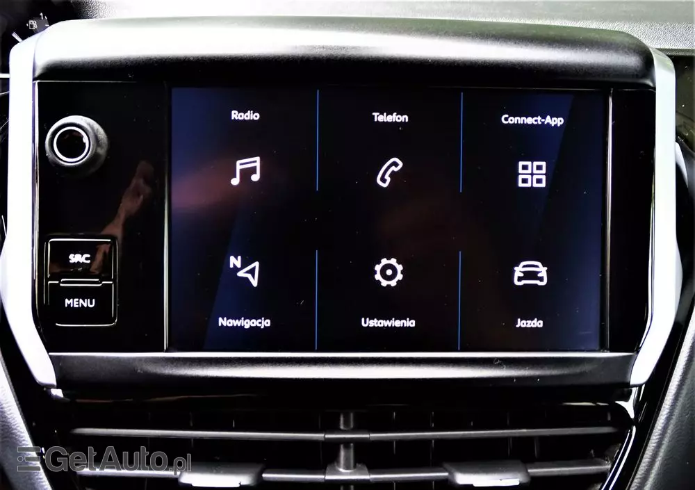 PEUGEOT 208 PureTech 82 Stop & Start Signature