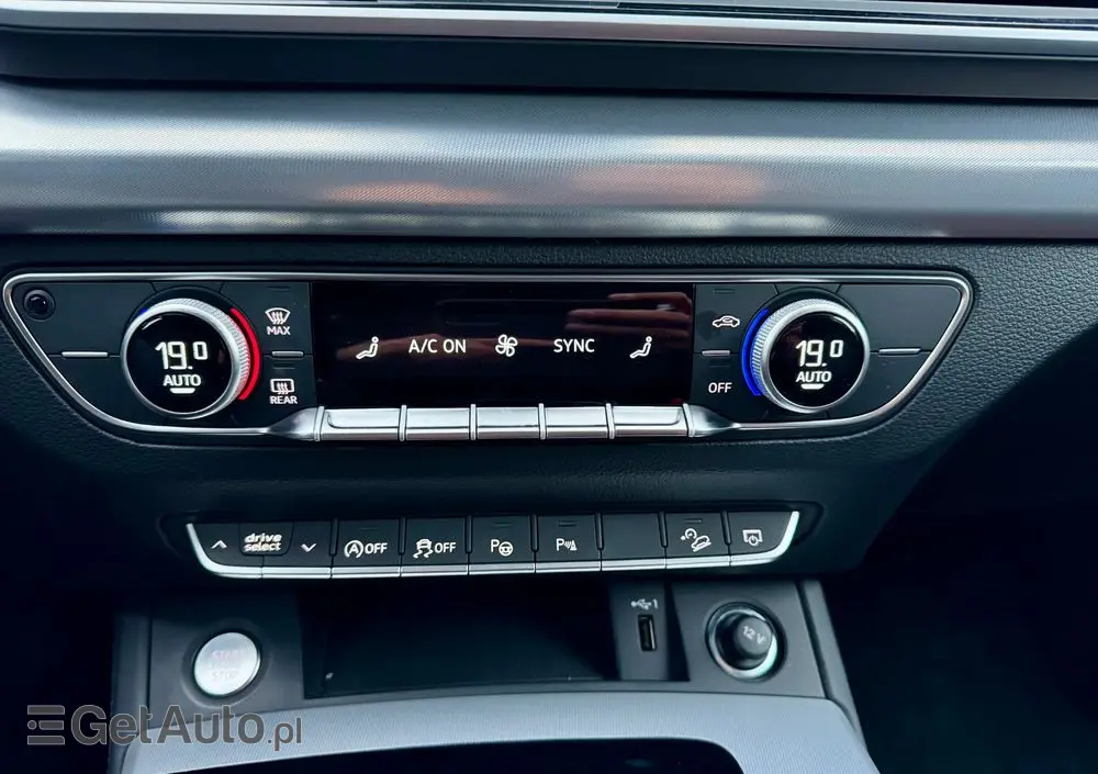 AUDI Q5 40 TFSI mHEV Quattro S Line S tronic