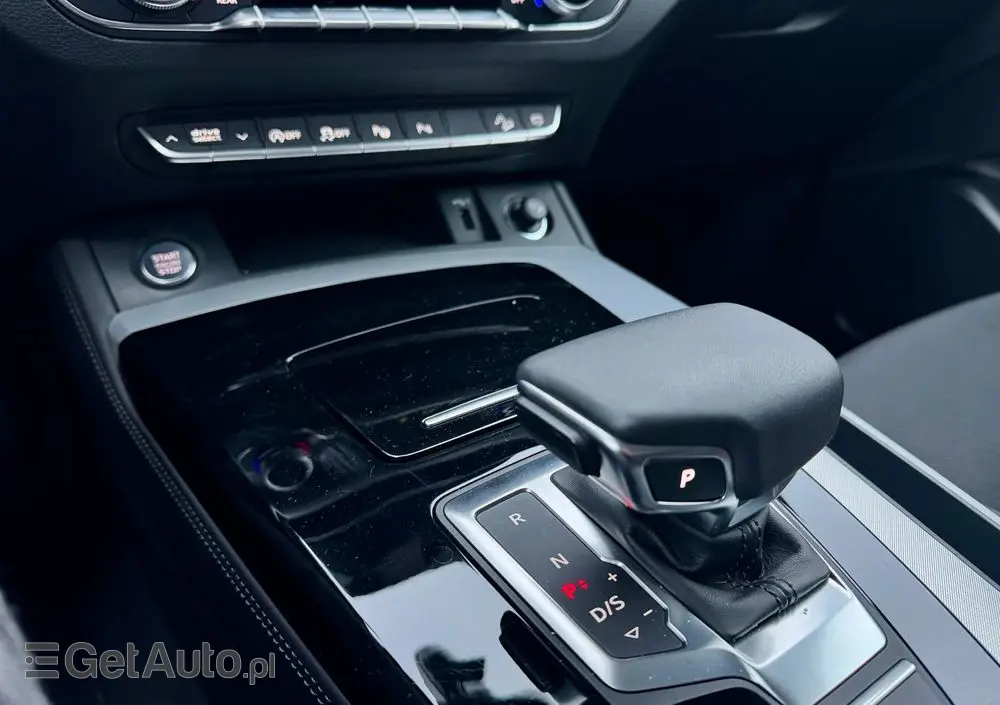 AUDI Q5 40 TFSI mHEV Quattro S Line S tronic