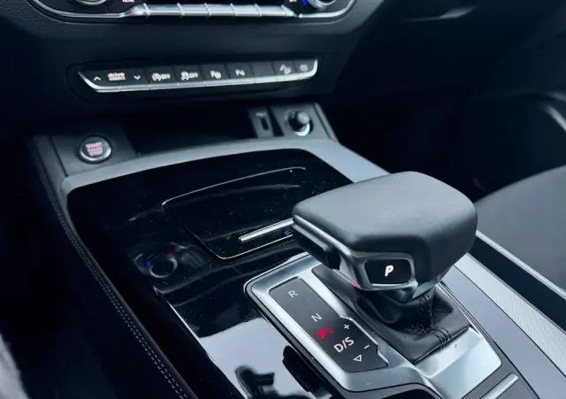 AUDI Q5 40 TFSI mHEV Quattro S Line S tronic